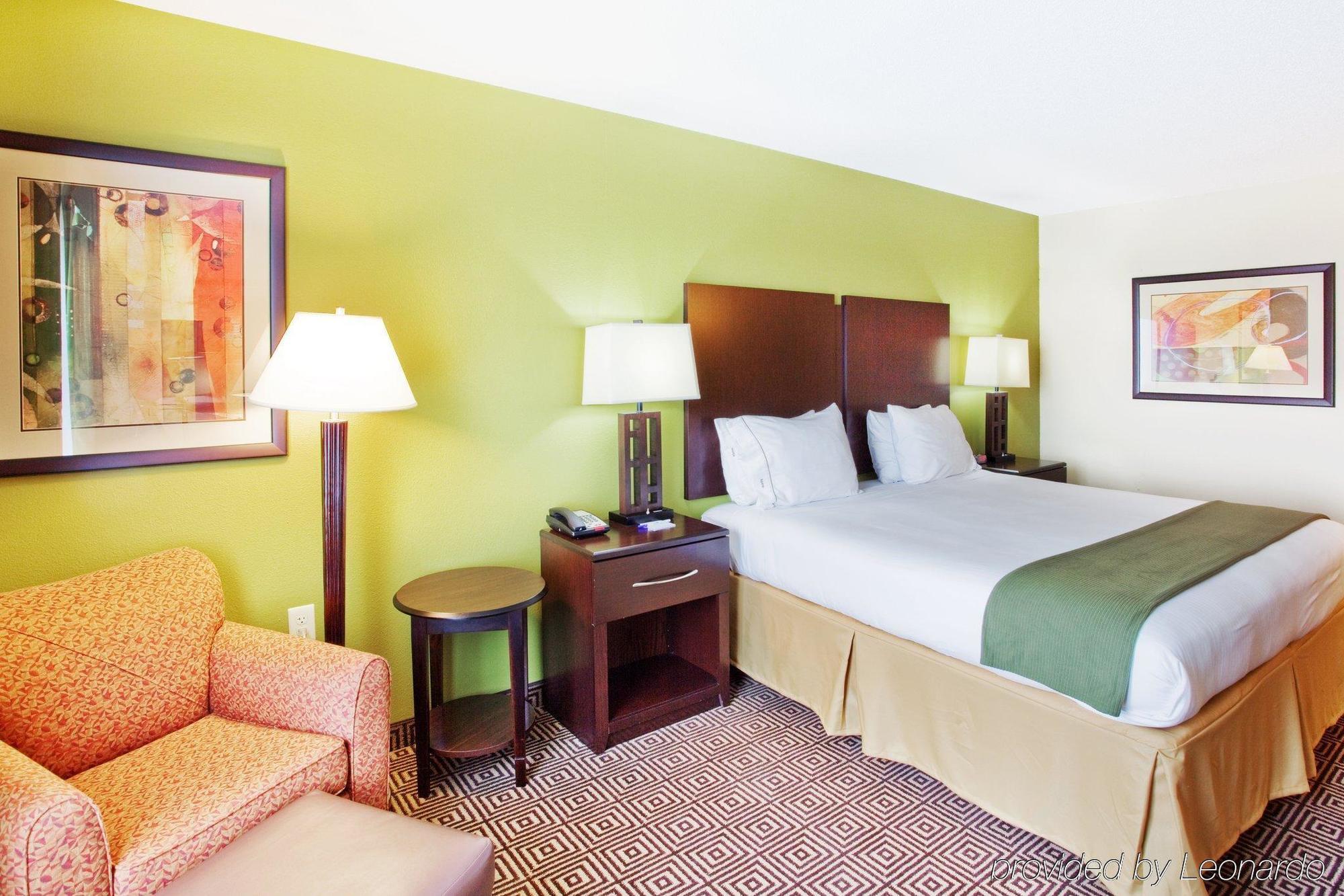 Holiday Inn Express Rome-East By Ihg Habitación foto